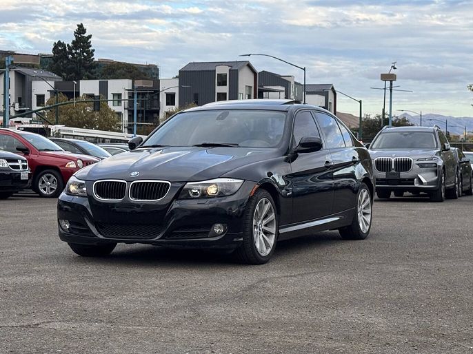 2011 BMW 3 Series