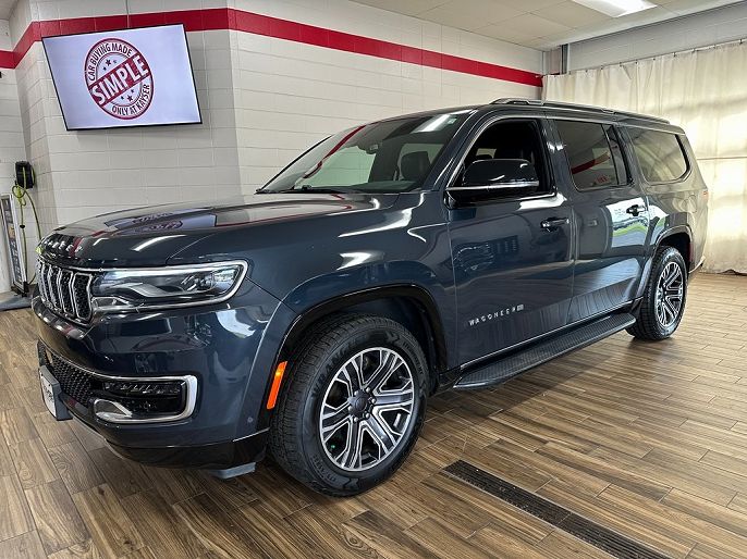 2023 Jeep Wagoneer