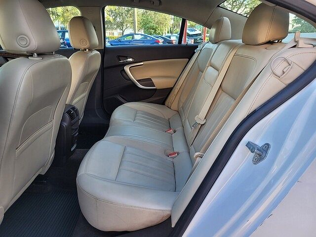 2013 Buick Regal Premium image 4