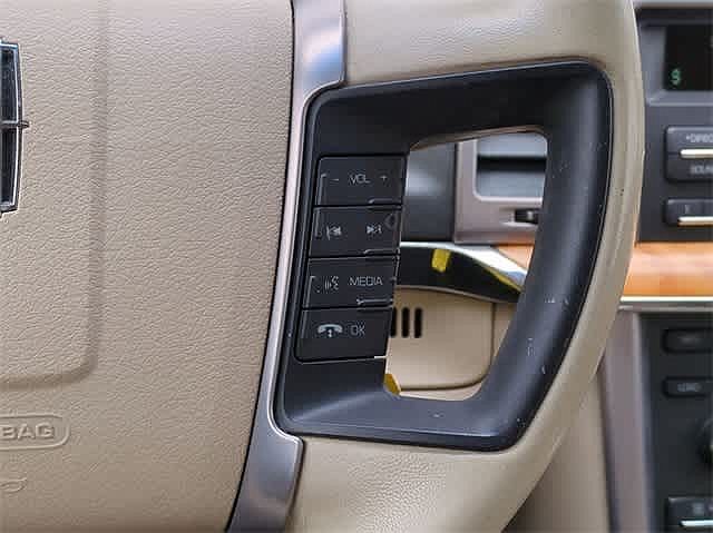 2011 Lincoln MKZ null image 24