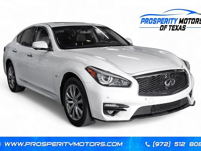 2018 Infiniti Q70