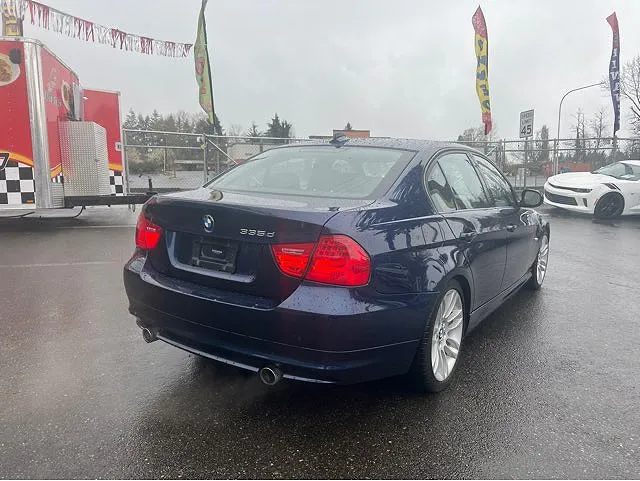 2011 BMW 3 Series