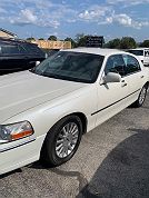 2004 Lincoln Town Car Ultimate image 1
