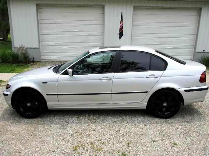 2004 BMW 3 Series