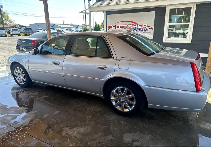 2011 Cadillac DTS
