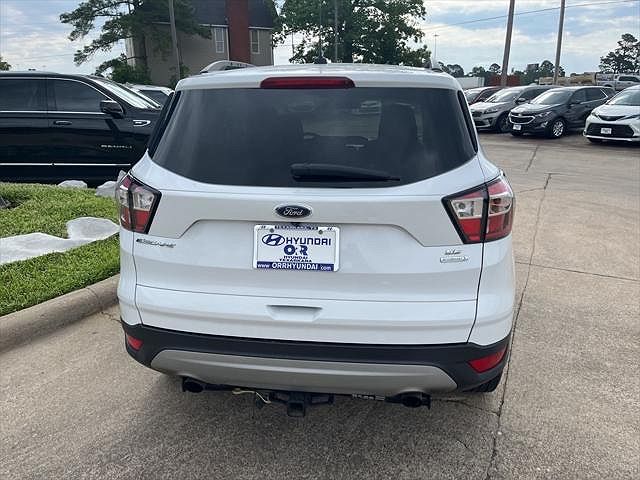 2018 Ford Escape SE image 2