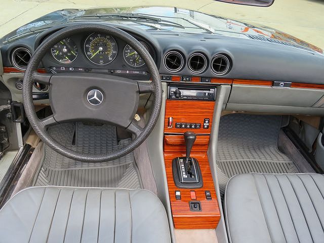 1983 Mercedes-Benz 380 SL image 59