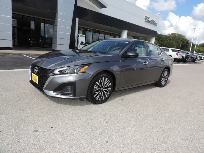 2025 Nissan Altima