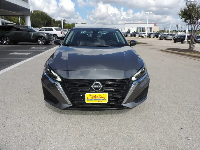 2025 Nissan Altima