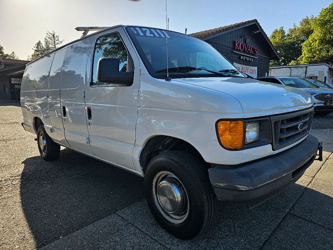2004 Ford Econoline
