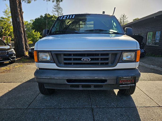 2004 Ford Econoline