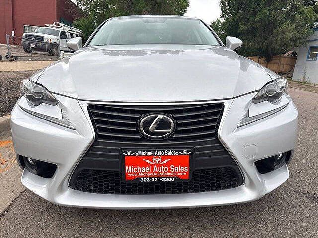 2016 Lexus IS