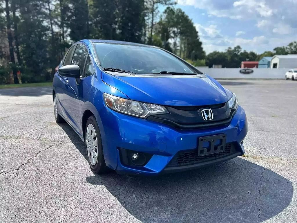 2017 Honda Fit LX image 4