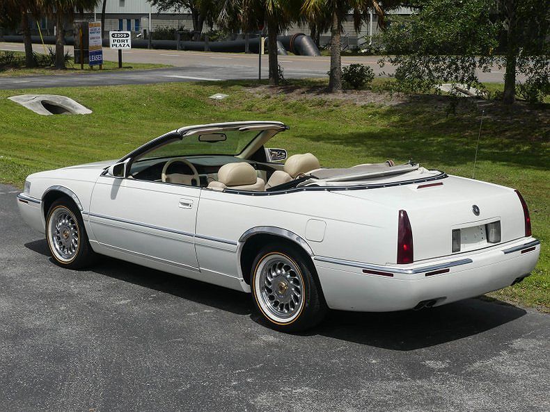 1995 Cadillac Eldorado Touring image 23
