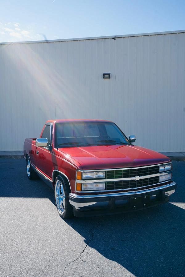 1990 Chevrolet C/K 1500 Work Truck image 3