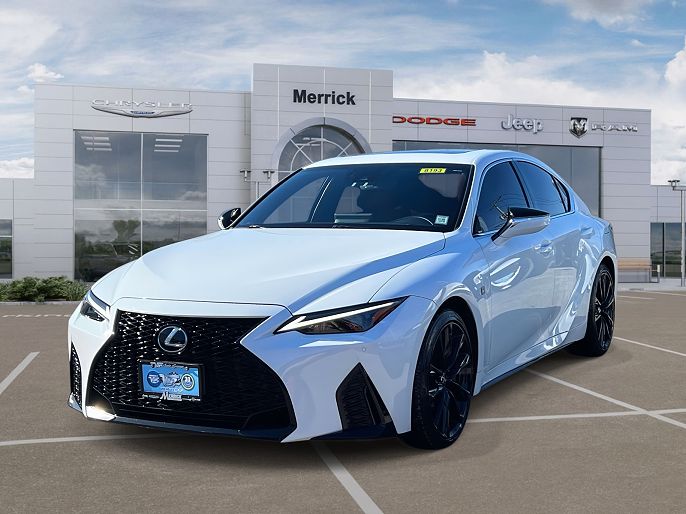 2023 Lexus IS