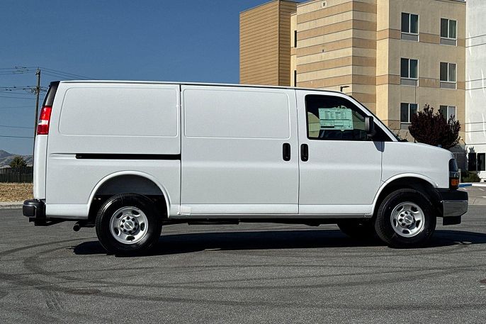 2025 Chevrolet Express