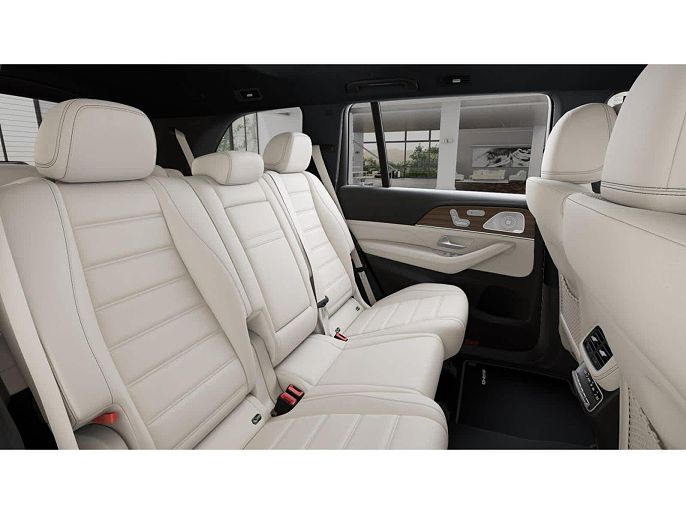 2025 Mercedes-Benz GLS