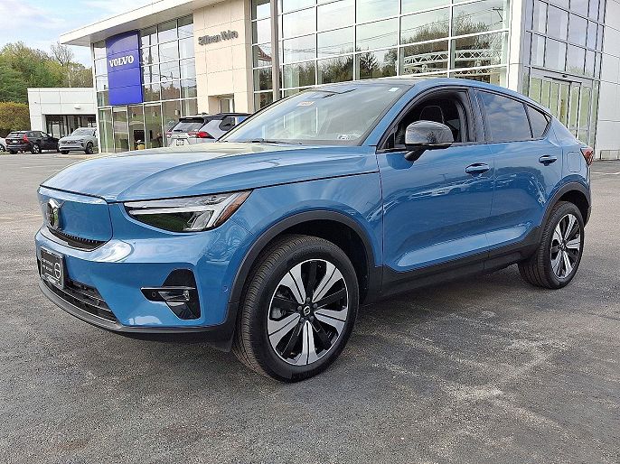 2023 Volvo C40