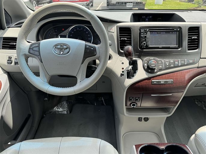 2013 Toyota Sienna