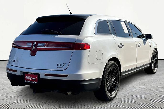2014 Lincoln MKT