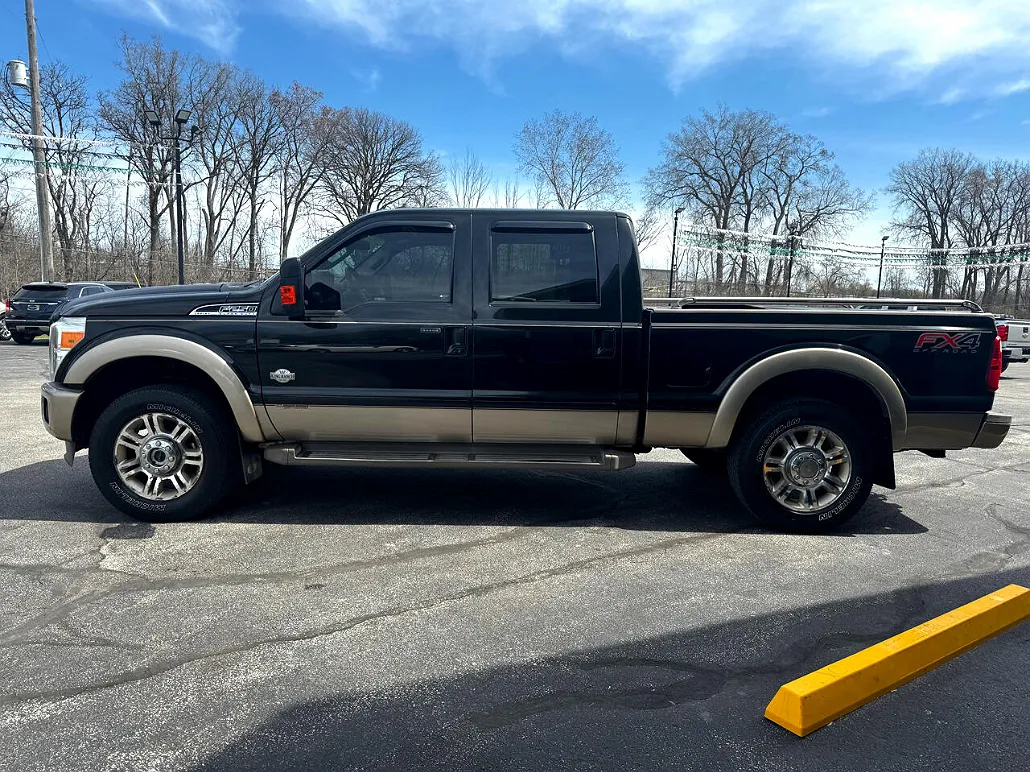2012 Ford F-250 null image 3