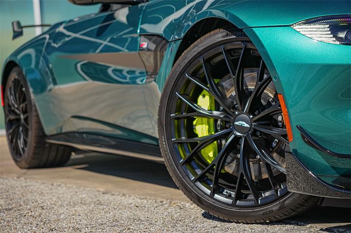 2023 Aston Martin V8 Vantage