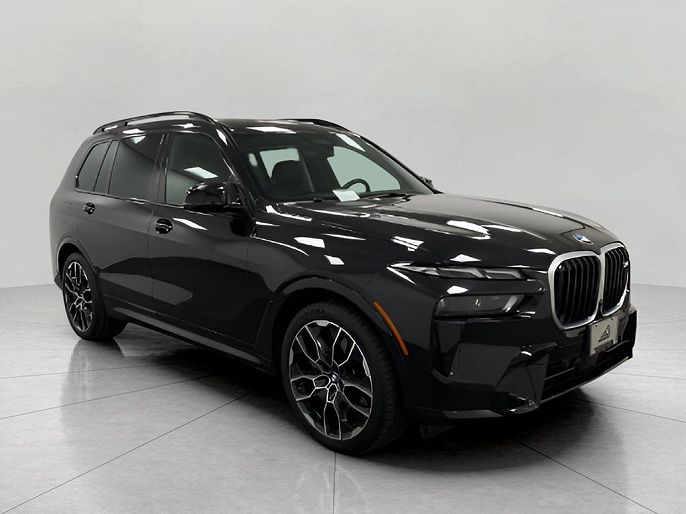2023 BMW X7