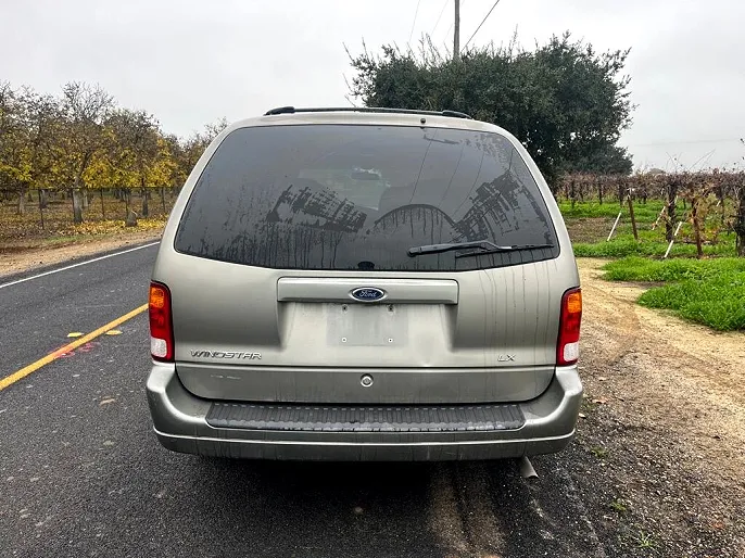 2003 Ford Windstar