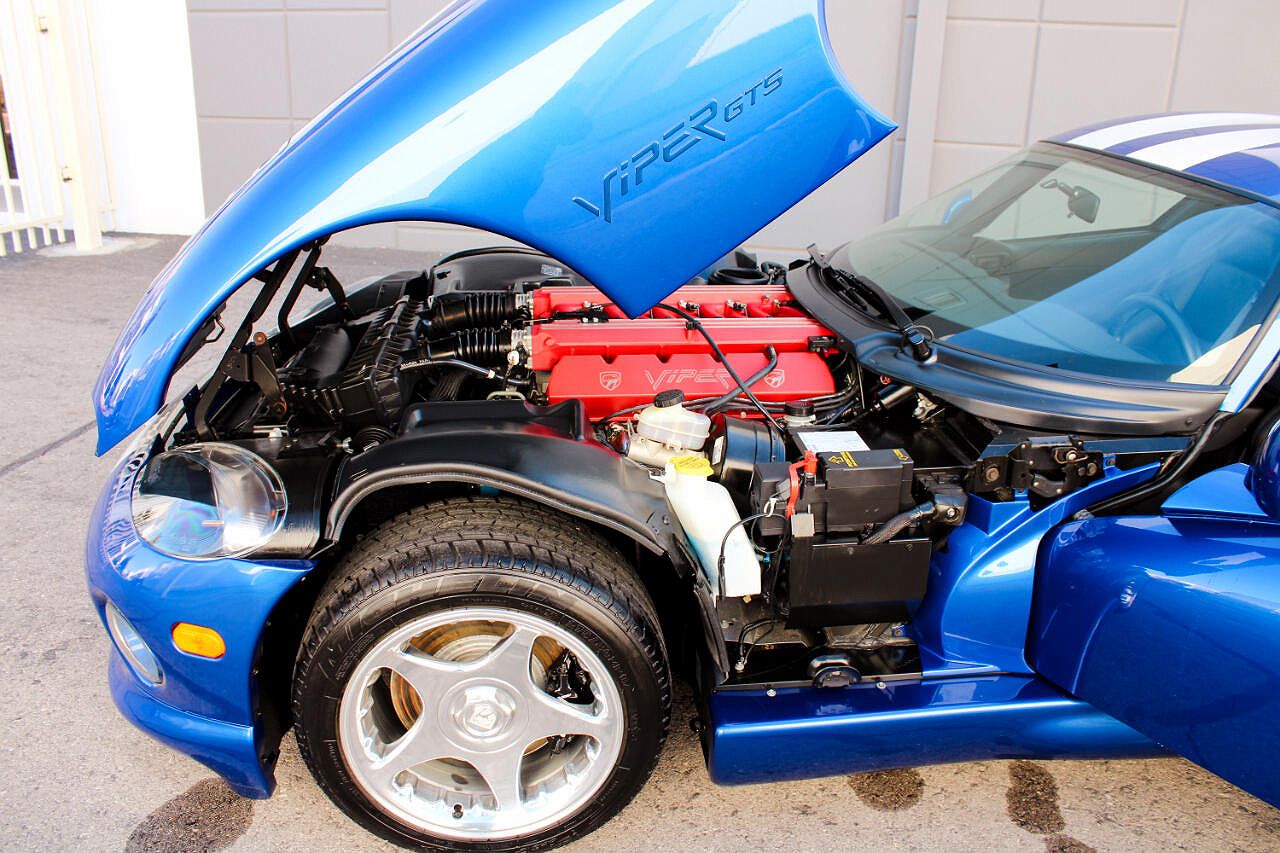 1997 Dodge Viper GTS image 37