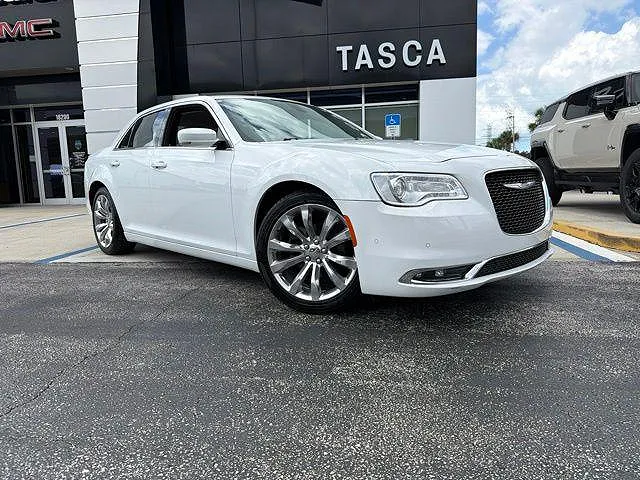 2019 Chrysler 300