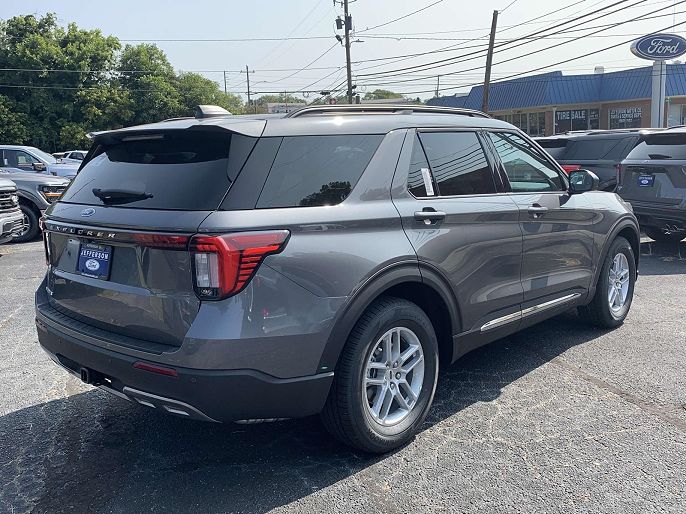 2025 Ford Explorer