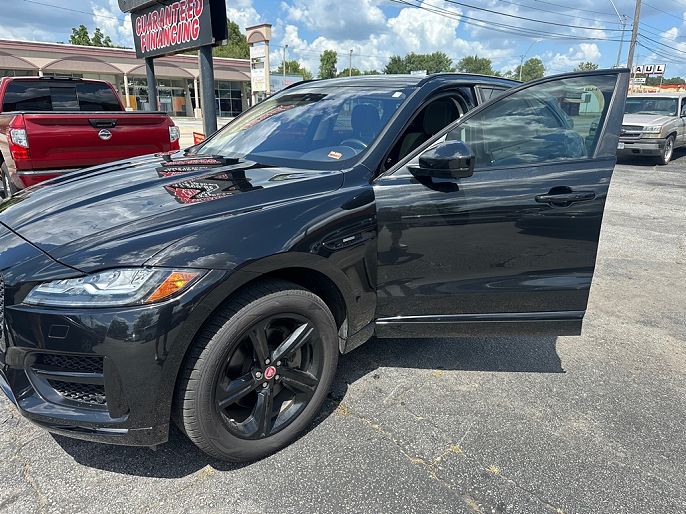 2019 Jaguar F-Pace