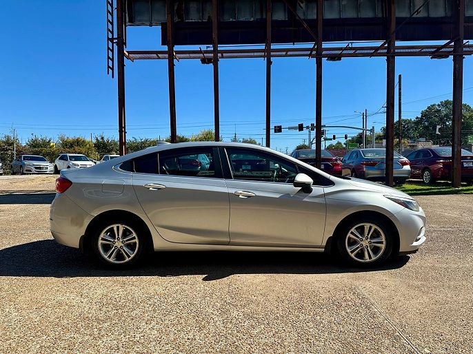 2017 Chevrolet Cruze