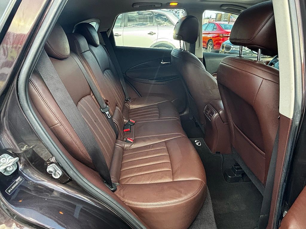 2010 Infiniti EX35