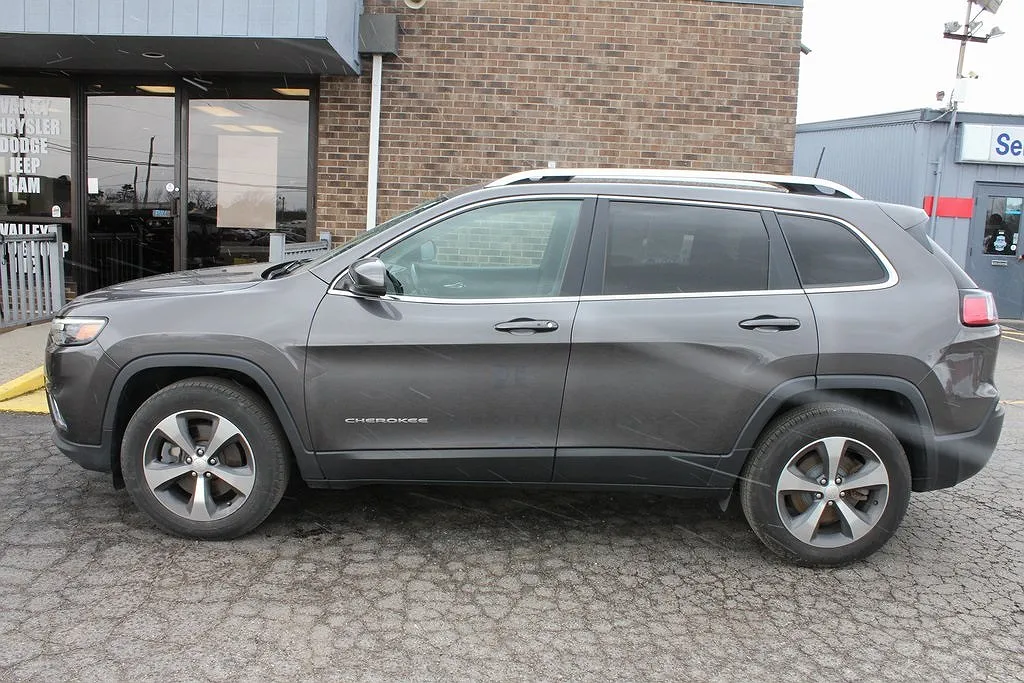 2019 Jeep Cherokee Limited Edition image 1