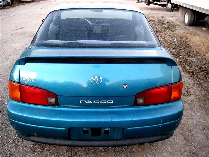 1992 Toyota Paseo null image 4