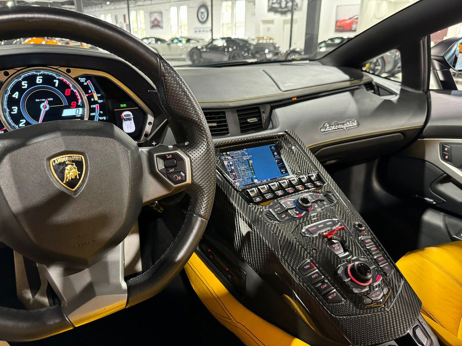 2014 Lamborghini Aventador LP700 image 36