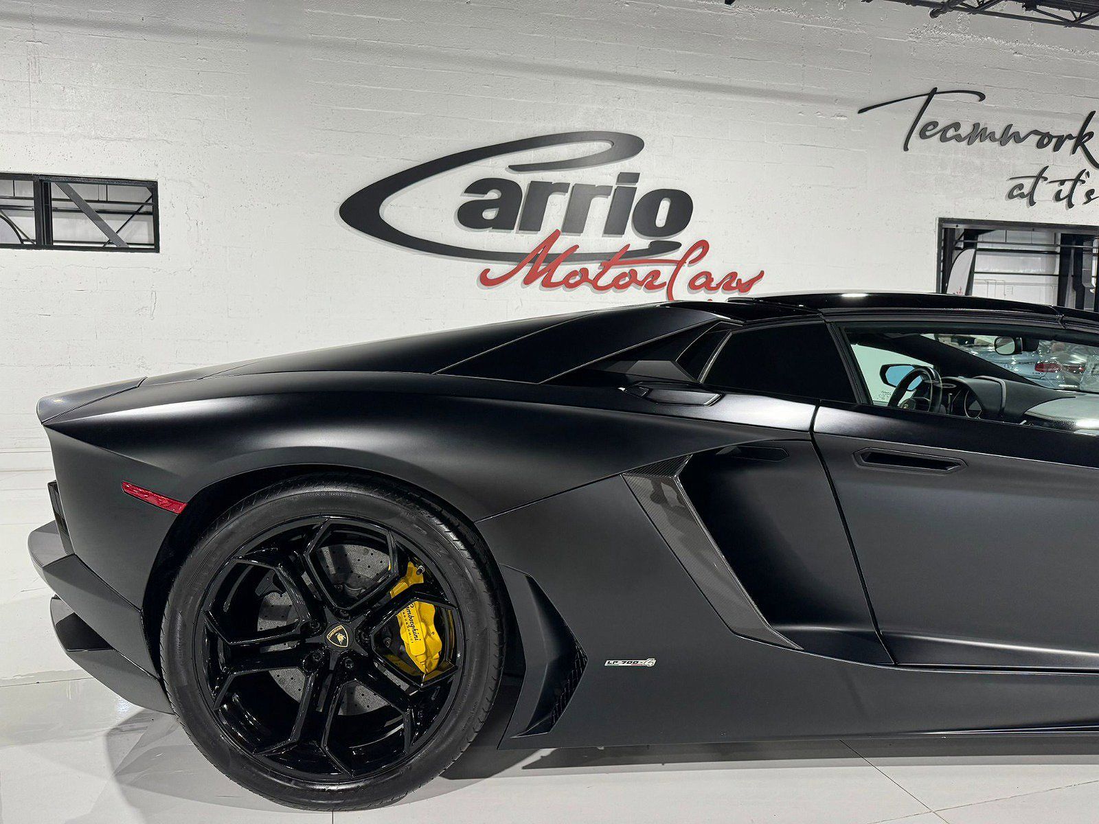 2014 Lamborghini Aventador LP700 image 57