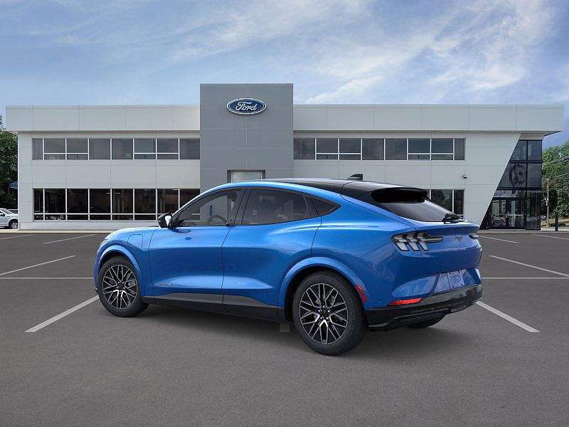2025 Ford Mustang Mach-E