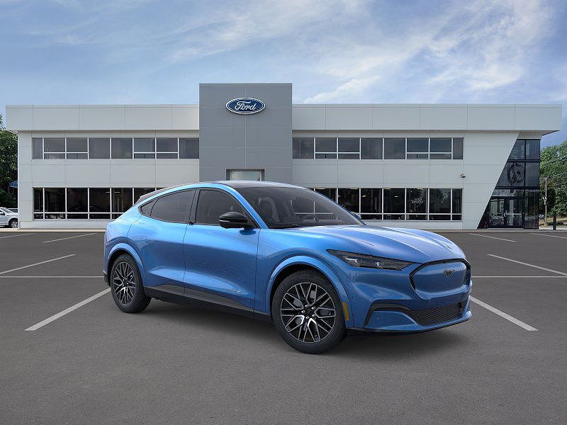 2025 Ford Mustang Mach-E