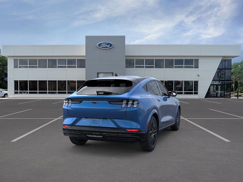 2025 Ford Mustang Mach-E