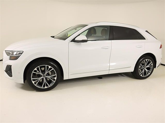 2025 Audi Q8