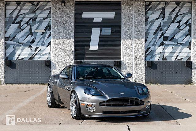 2005 Aston Martin V12 Vanquish