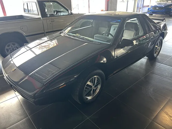 1985 Pontiac Fiero
