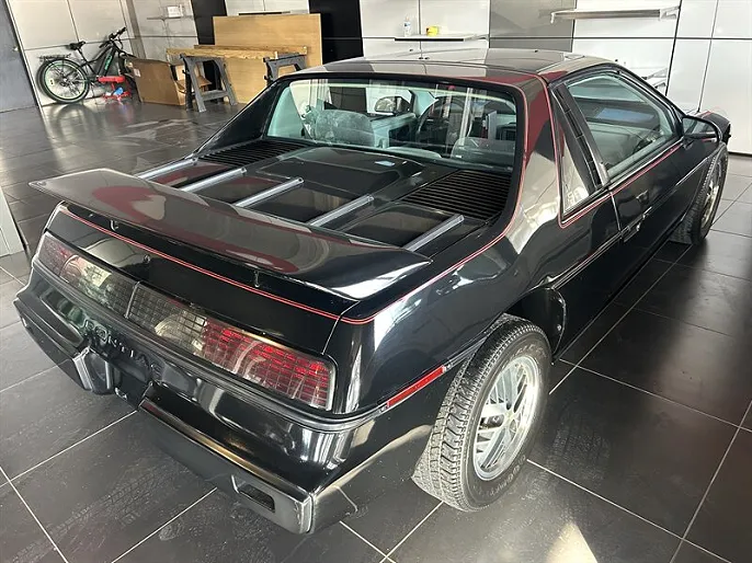 1985 Pontiac Fiero