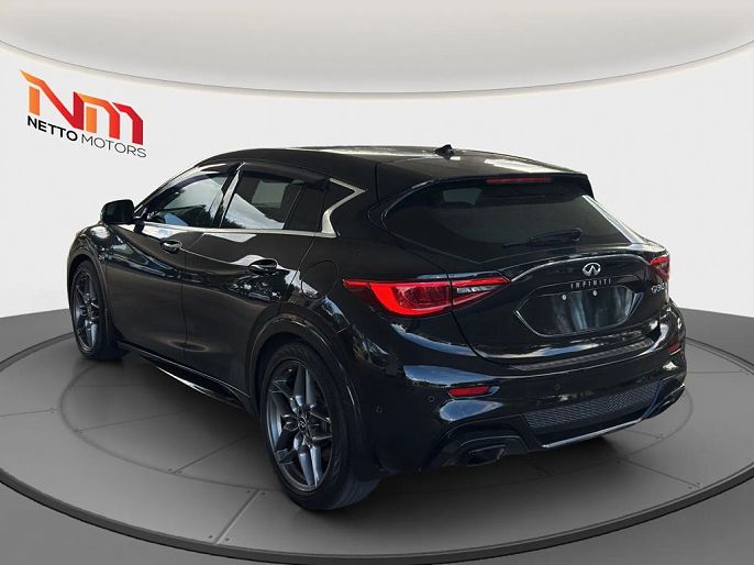 2017 Infiniti QX30