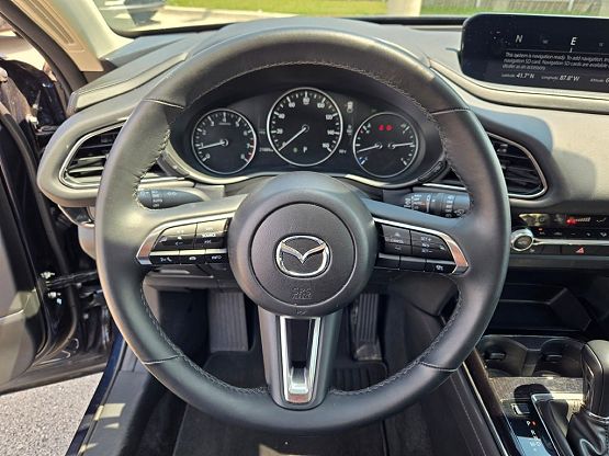 2025 Mazda CX-30 2.5 S Preferred photo 11