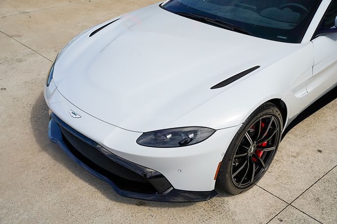 2020 Aston Martin V8 Vantage