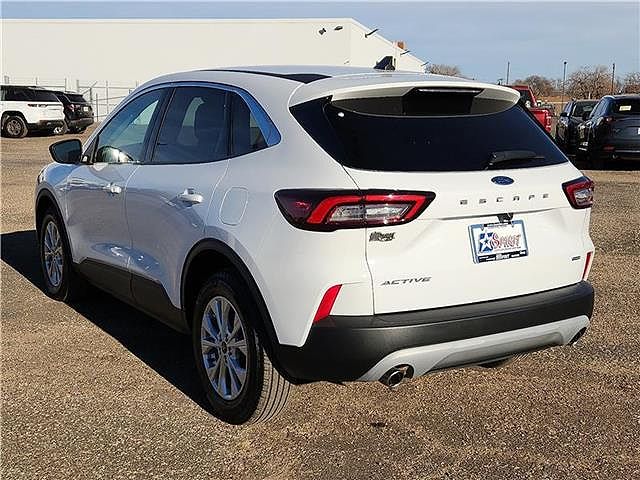 2023 Ford Escape